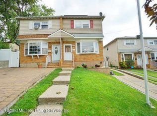 347 Melba St, Staten Island, NY 10314