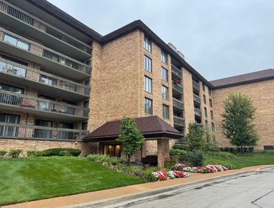 1621 Mission Hills Rd APT 404, Northbrook, IL, 60062