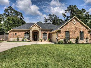 906 Mackintosh Dr, Magnolia, TX 77354