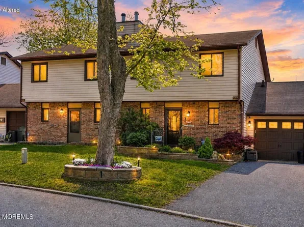 3 Stork Lane, Howell, NJ 07731