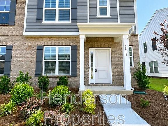 2nd image of 2018 Cobble Ct
