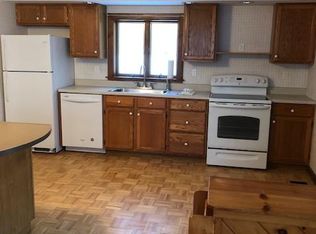 2 Pleasant St #2, Walpole, NH 03608