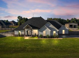 21849 Country Mdws, Bullard, TX 75757