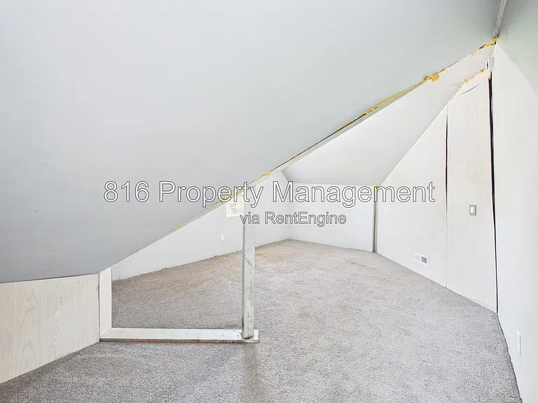1256 Pennsylvania Ave — Photo 27