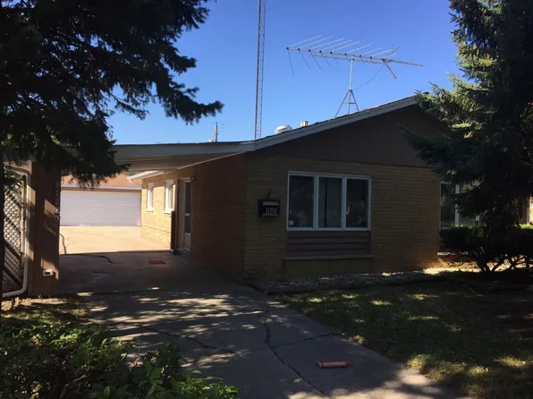 11720 S Kedvale Ave, Alsip, IL 60803