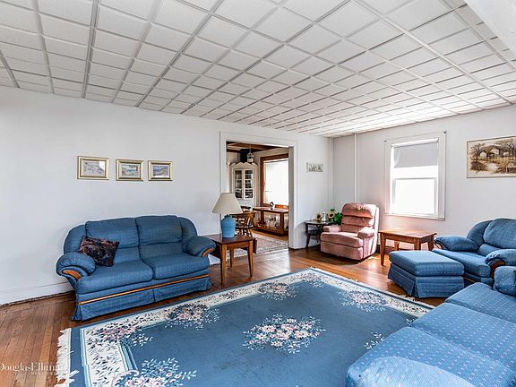4th image of 25 Lenox Ave