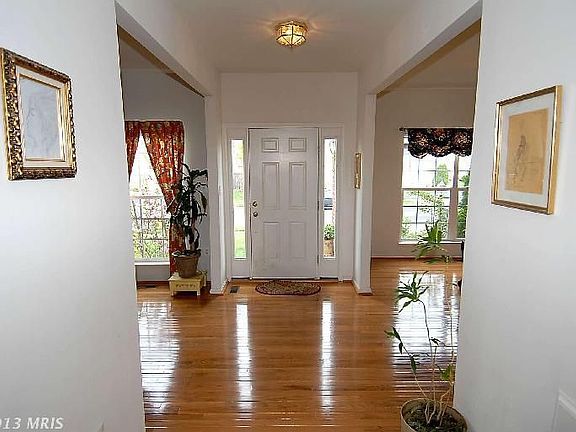 2nd image of 8273 Tenbrook Dr