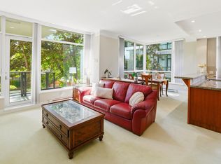 4759 Valley Dr #305, Vancouver, BC V6J 4B7