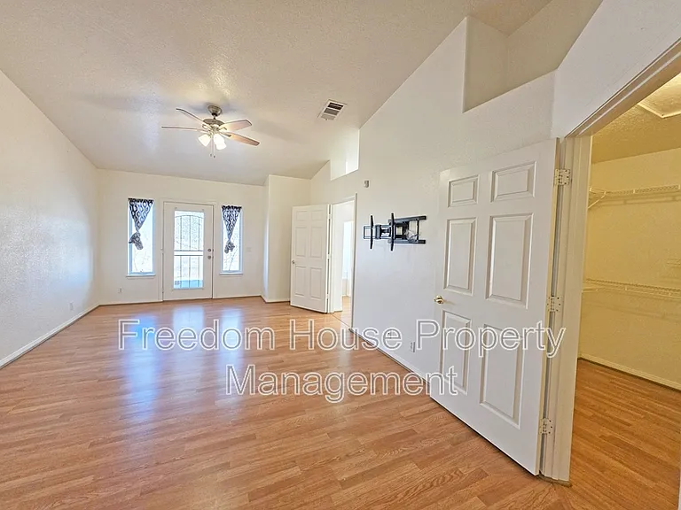 2250 S Ambush St — Photo 12