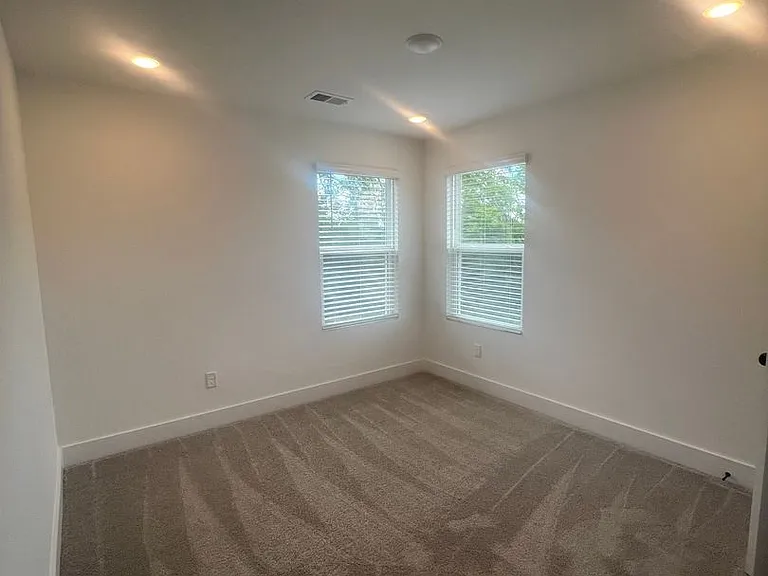 149 Rose Hannah Dr — Photo 25