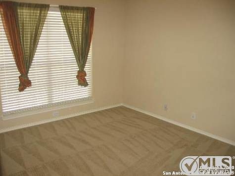 5th image of 136 Yeager Cir