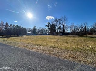 646 Rutgers Ln, Altoona, PA 16602