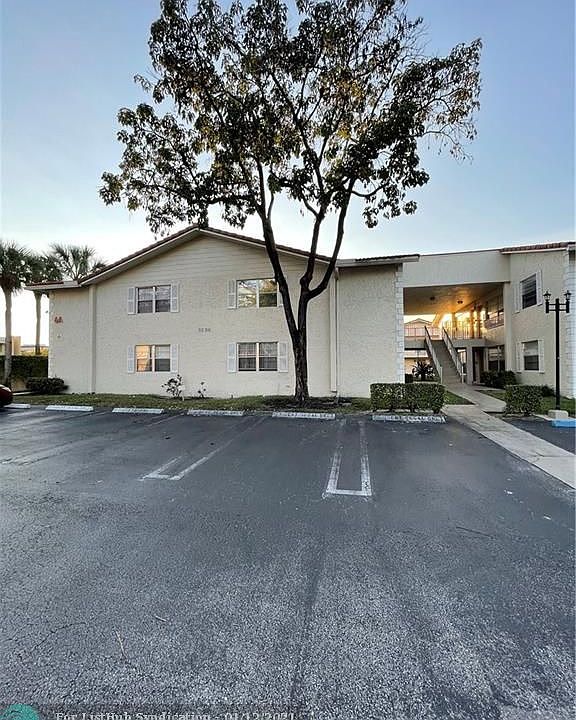1st image of 3546 N University Dr #H-6