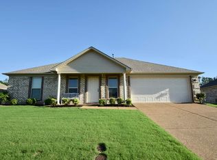 44 Channel Creek Dr, Jackson, TN 38305