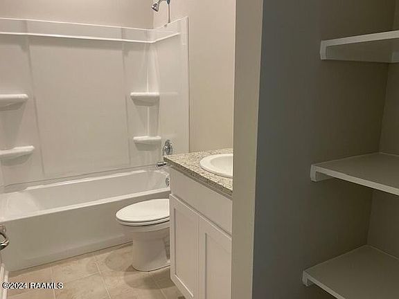 4th image of 109 Harvest Hill Dr