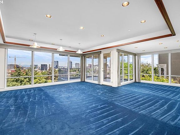 4th image of 2020 SW Market Street Dr APT 101