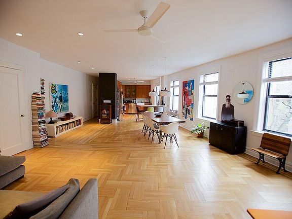 2nd image of 860 W 181st St APT 22