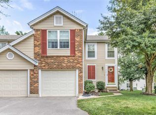 714 Sugar Glen Dr #8, Saint Peters, MO