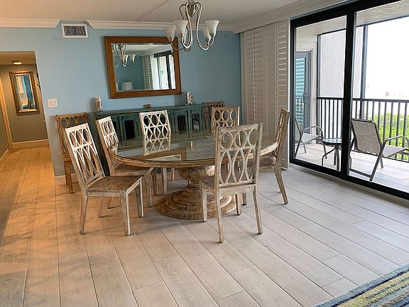 5th image of 1501 Middle Gulf Dr #205K