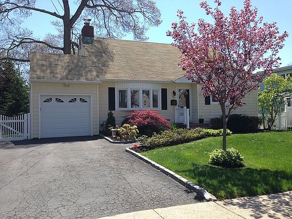 4th image of 23 Birchfield Ave