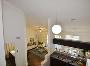 10002 NW 41st St, Doral, FL 33178