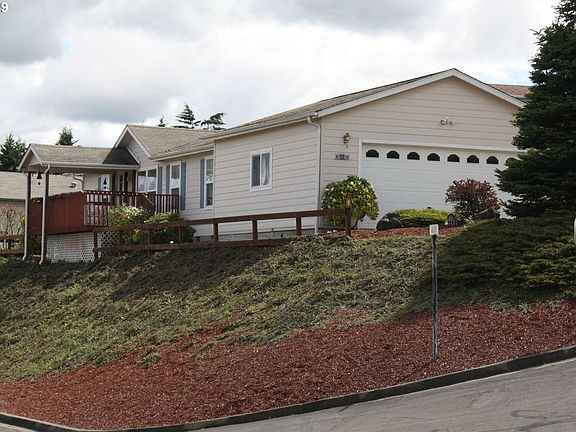 2nd image of 104 Angelcrest Ct