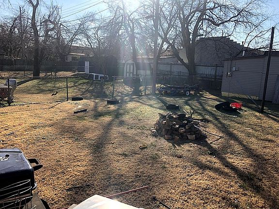 5th image of 5013 N College Ave
