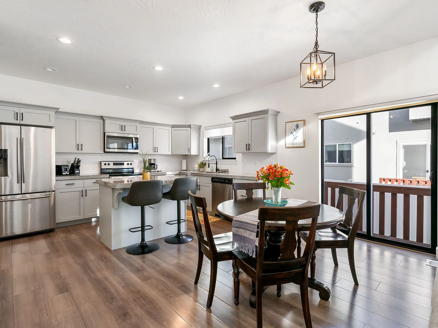 7152 N Brook Rdg — Photo 4
