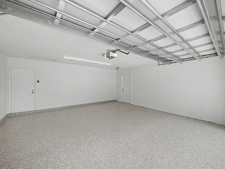 303 Leeward Dr — Photo 28