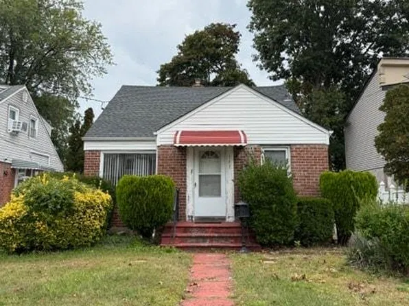 163 Alabama Avenue, Hempstead, NY 11550