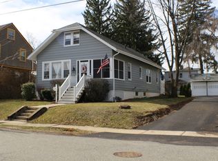 403 Sharp St, Hackettstown, NJ 07840