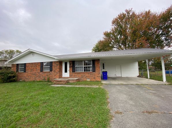 2930 Georgetown Dr NW