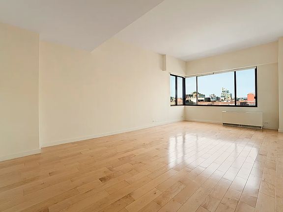 3rd image of 393 W 49th St APT 6K