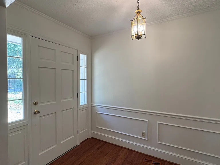 603 Shannon Rd — Photo 3