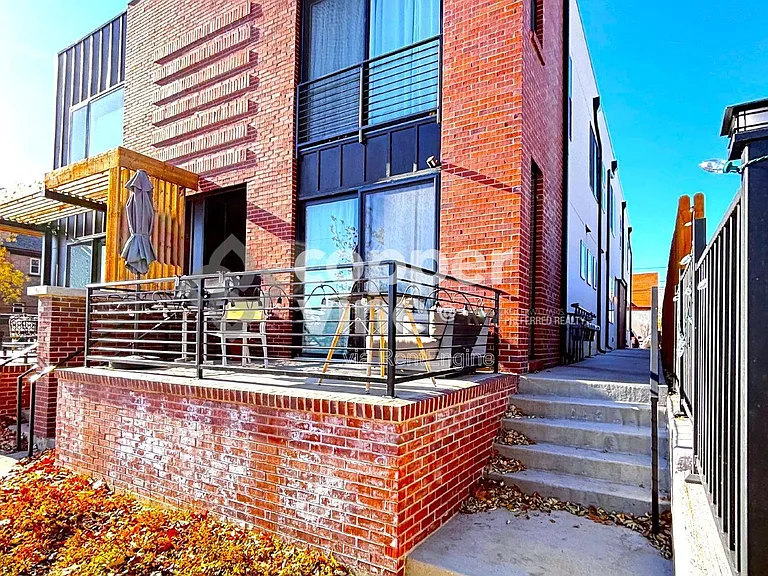 4205 Tejon St — Photo 2