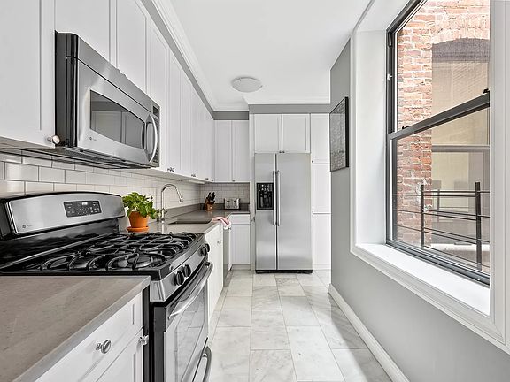 5th image of 100 W 119th St APT 5B