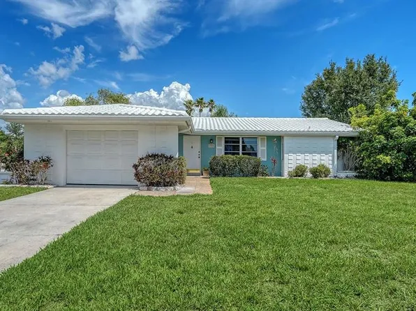 2822 Safe Harbor Cir, Sarasota, FL 34231