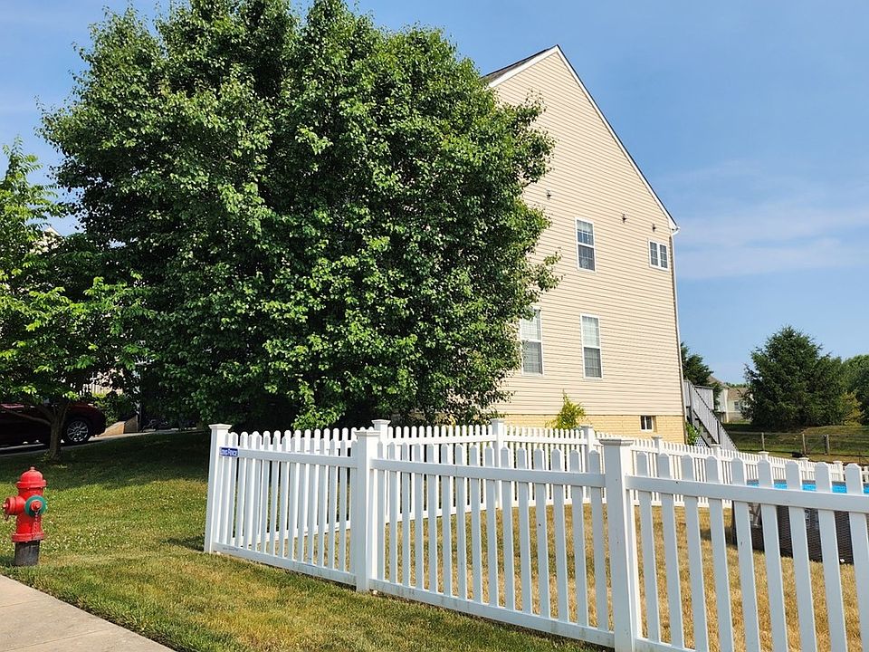 44 Spanos Dr, Charles Town, WV 25414 Zillow
