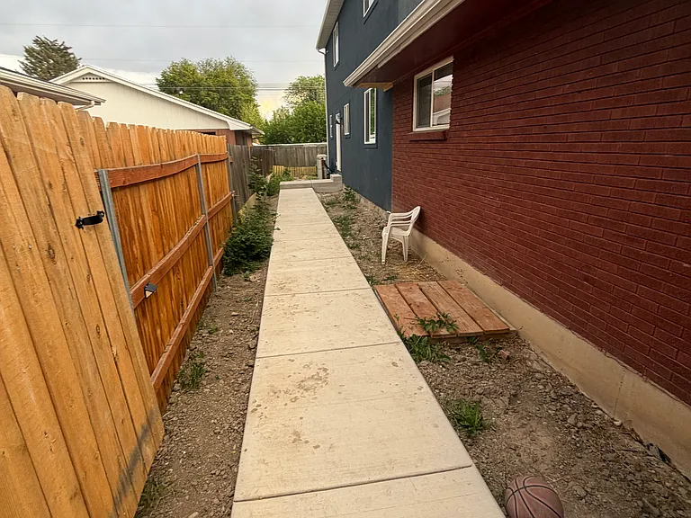 190 E 4380 N — Photo 21