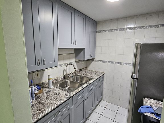 5th image of 580 Hill Dr APT 203