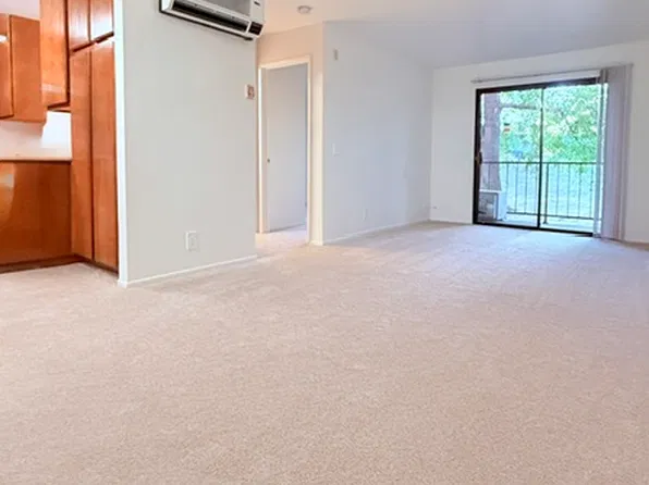 6330 Genesee Ave, San Diego, CA 92122