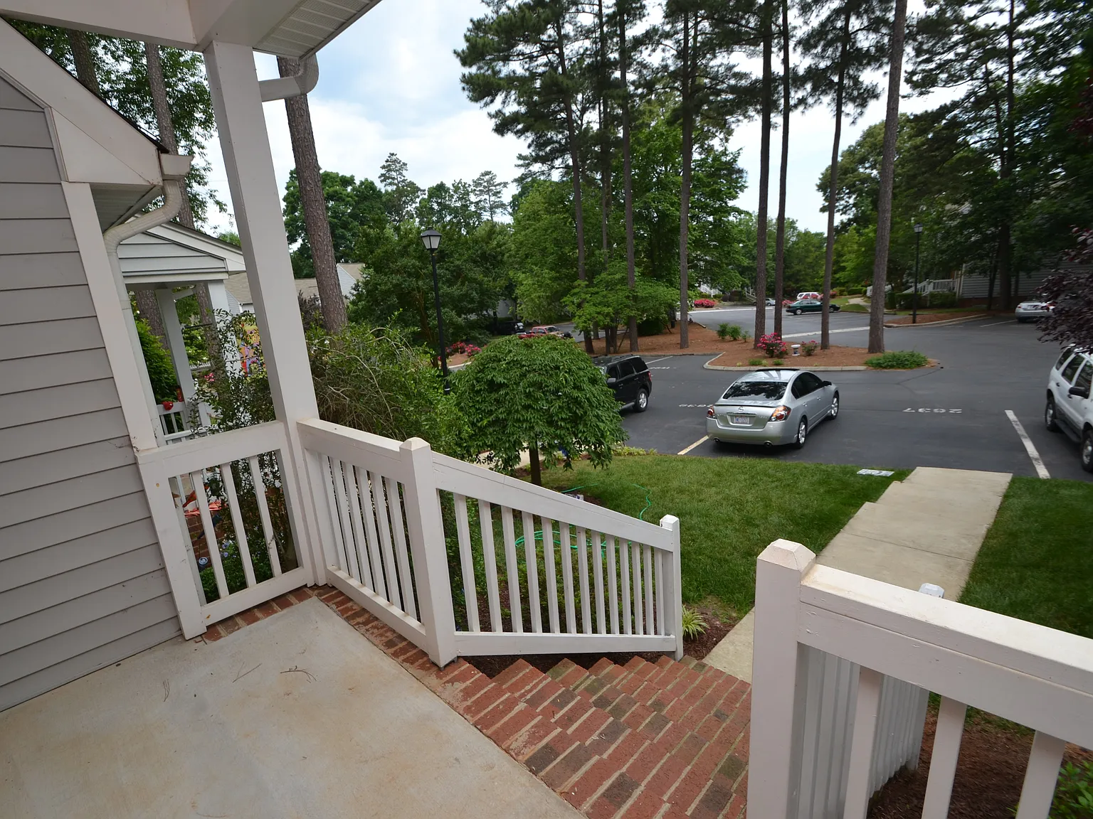 Charming Raleigh Townhome Available — Photo 2