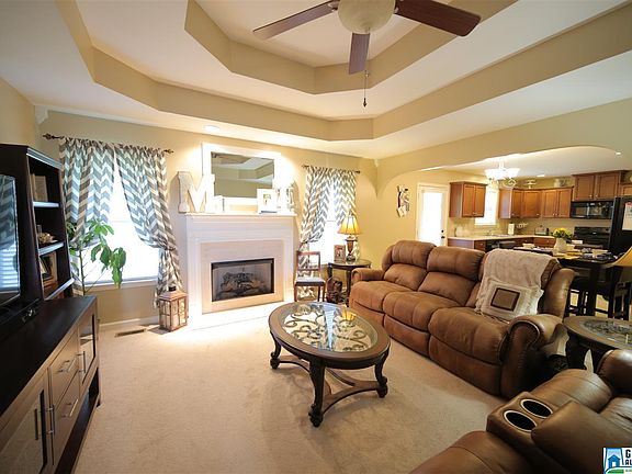 3rd image of 770 Starlite Dr