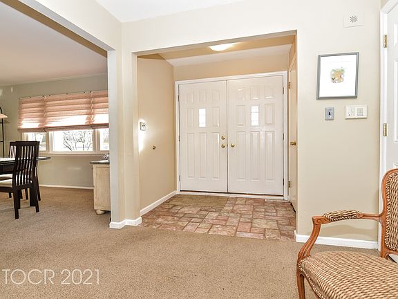 2nd image of 23 Claremont Ln