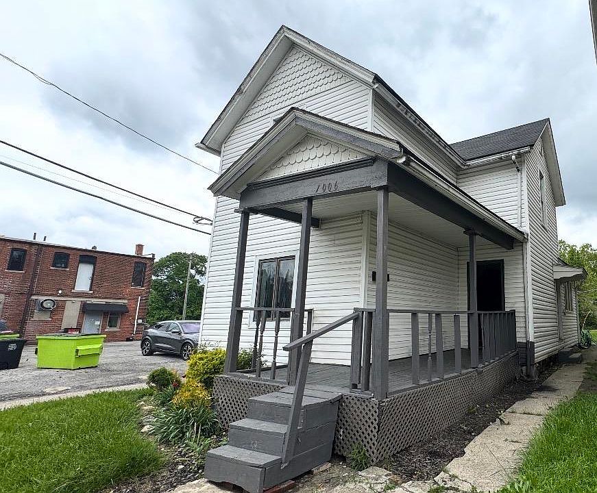 1st image of 1006 Savilla Ave