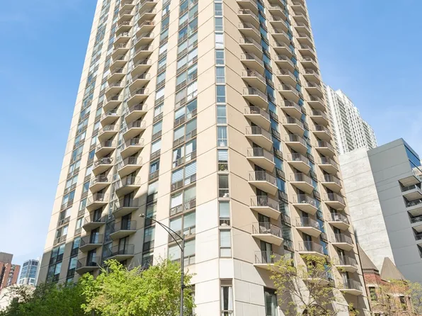 70 W Huron St APT 708, Chicago, IL 60654