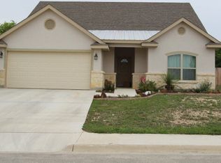 1917 Weston Loop, Kerrville, TX 78028
