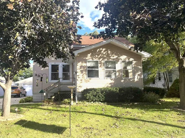 305 Victoria St, Green Bay, WI 54302