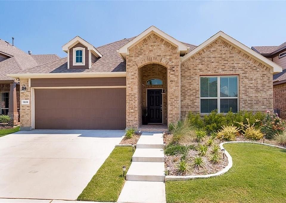 1st image of 1805 Roberts Dr