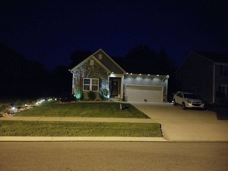 2nd image of 1918 S Ashwood Ln